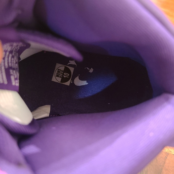 2015Air Force 1 High SP 'Purple White' Size 10 - Picture 3 of 6